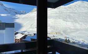 Cosy F2 Val Claret 6 Couchages Avec Jolie Vue Sud Ouest